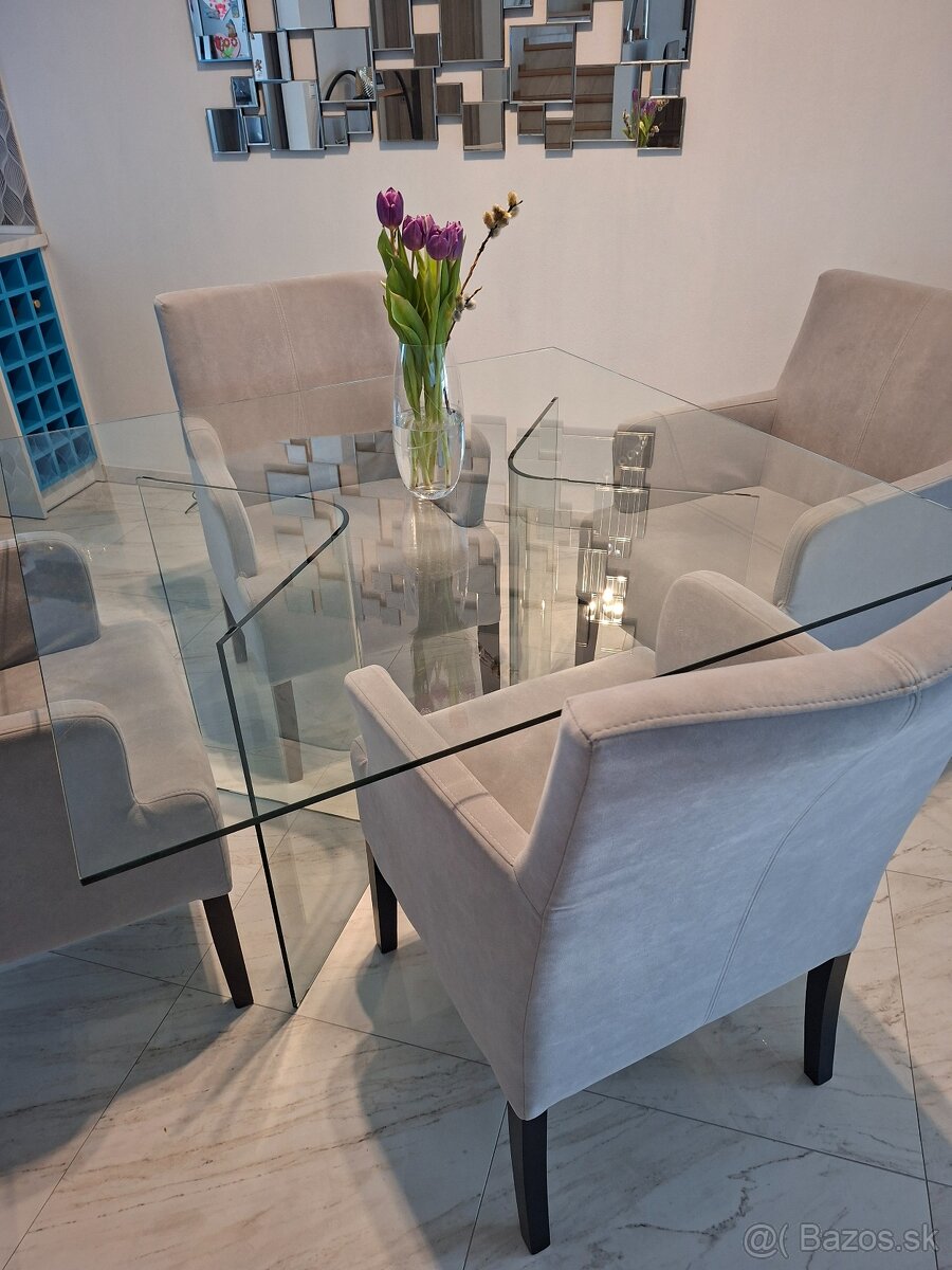 Sklenený jedálenský stôl - 6