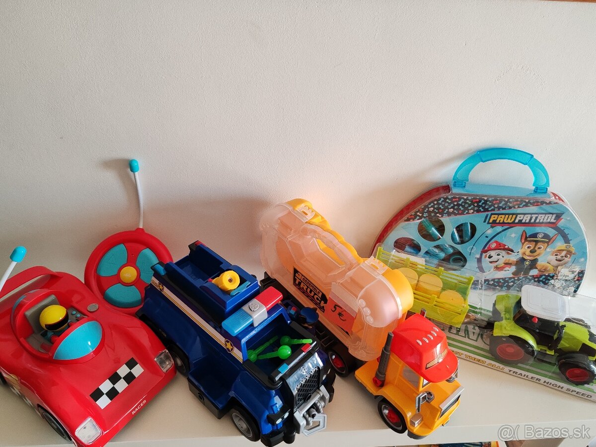 Auta,traktor Labkova a ine - 6