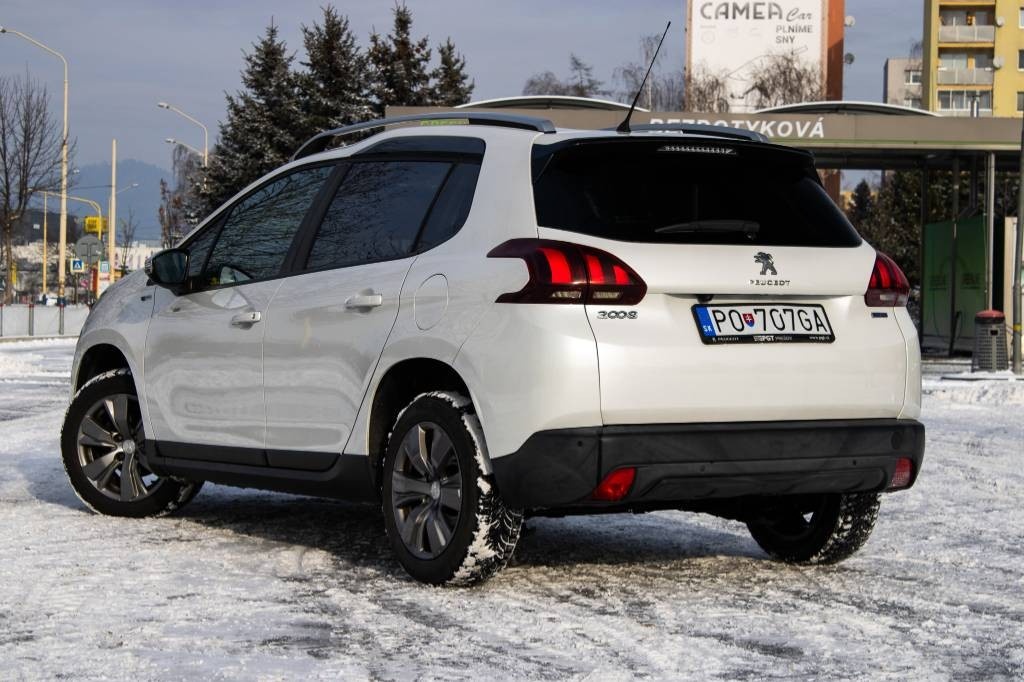 Peugeot 2008 1.2 PureTech Active 2017 - 6