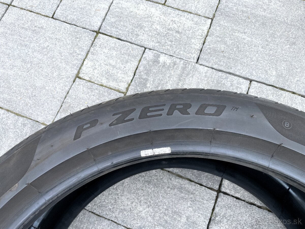 285/40 R22 Pirelli letne - 6