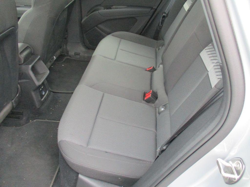 AUDI Q4 e-tron 45 S-Line odpočet DPH - 6