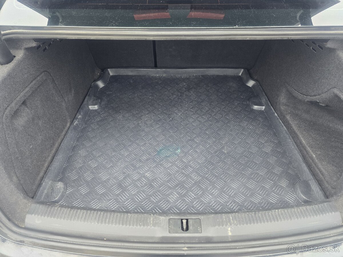 AUDI A4 B8 2.0 TDI 105kW, S-LINE✅ - 6