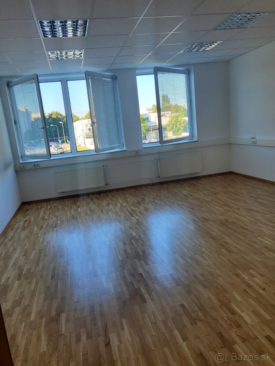 PRENAJOM KANCELARIA/ BRATISLAVA-VRAKUŇA - 6