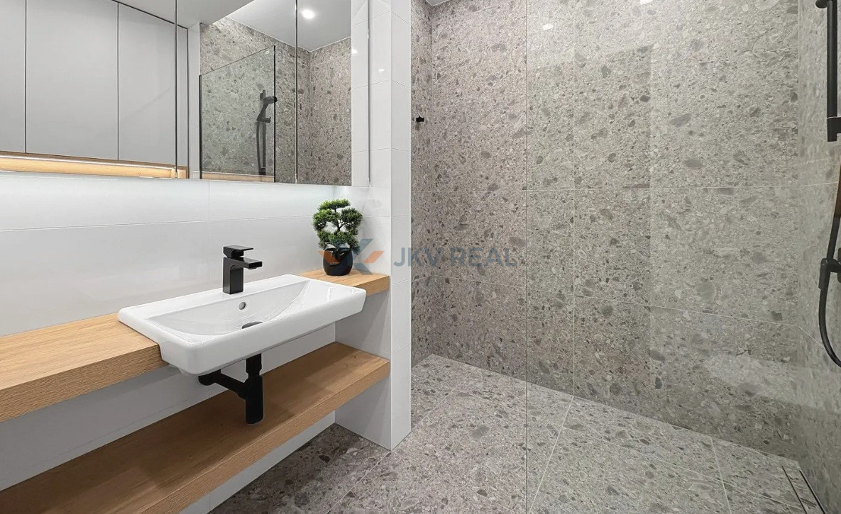 Moderná garsónka v širšom centre Bratislavy - 6