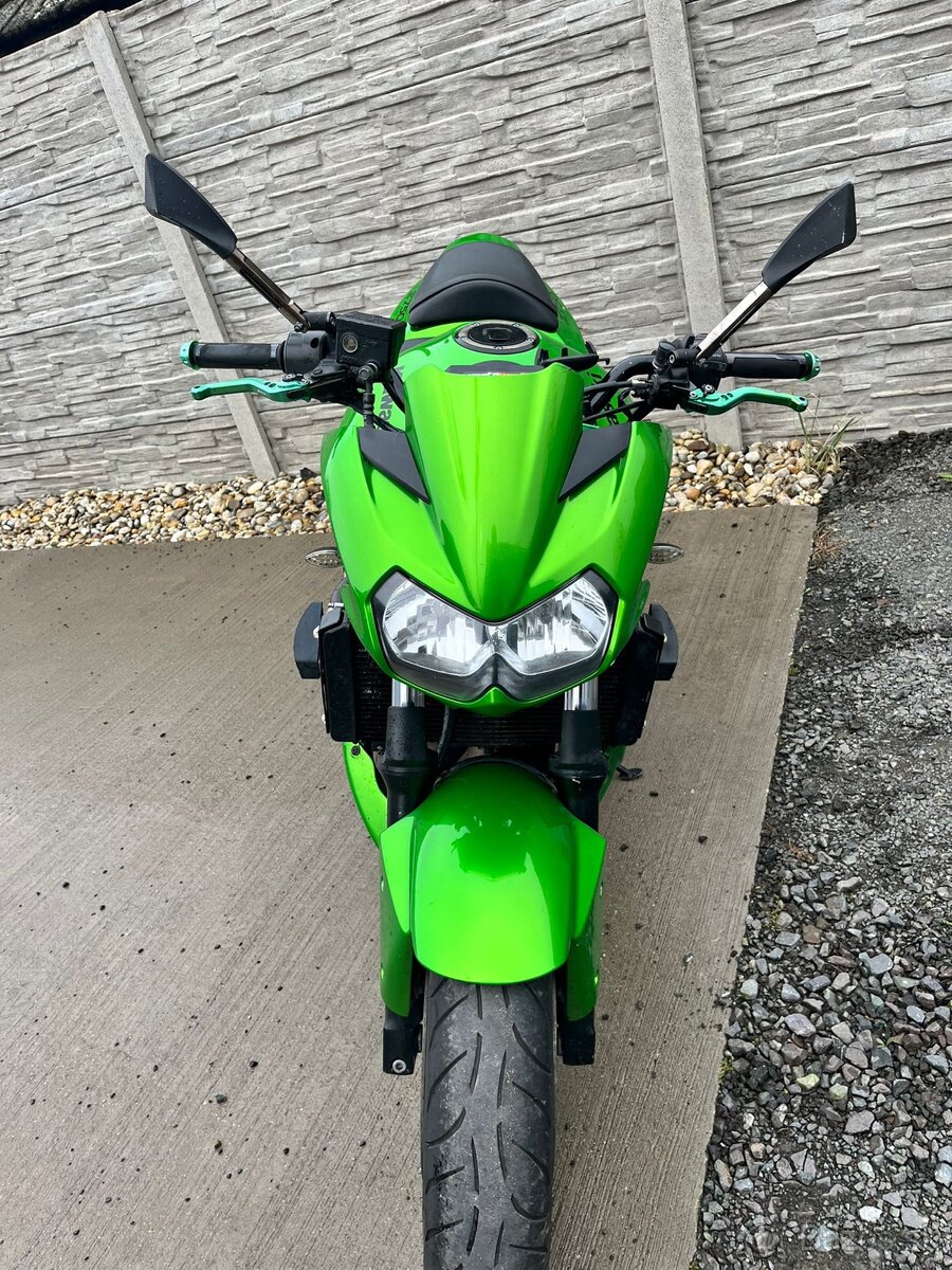 Kawasaki Z750 - 6
