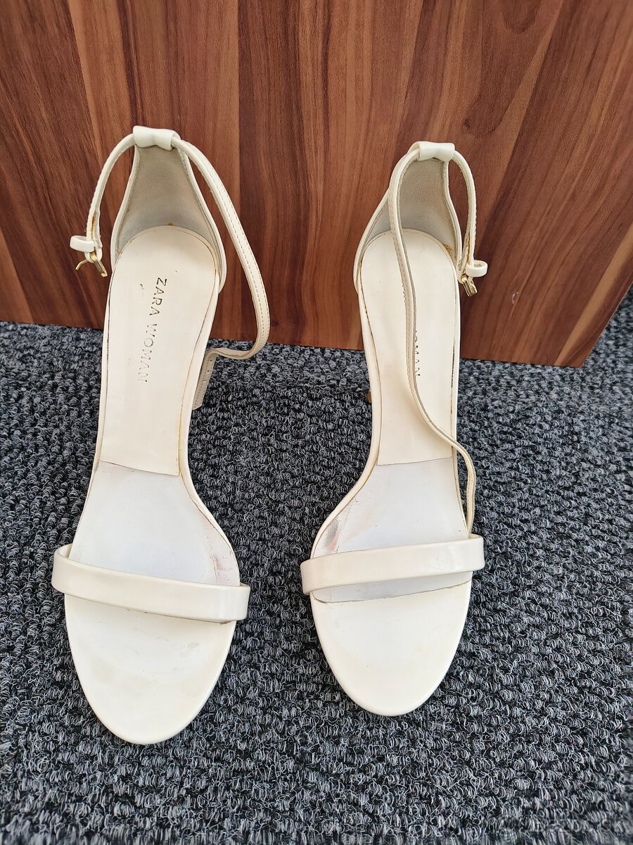 Topanky, kotnikove cizmy, sandale, mokasiny - 6