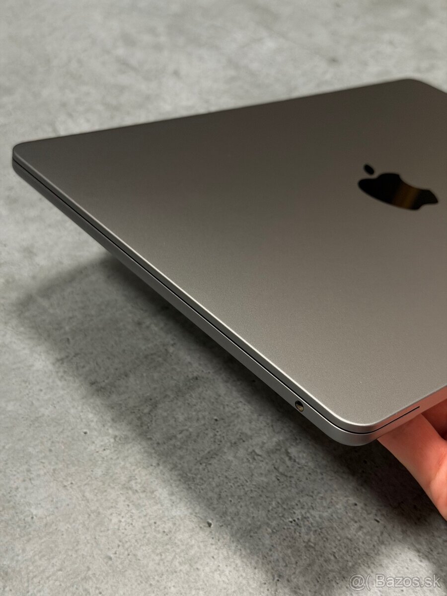 Macbook Air M2 256GB - 6