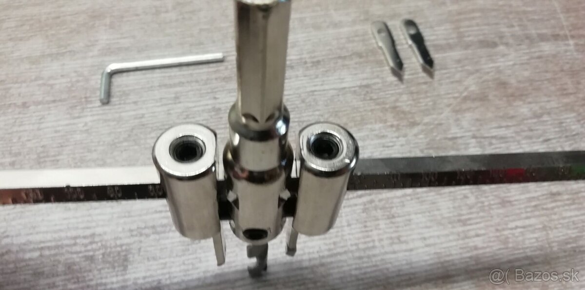 Nastaviteľný vykružovák - 6