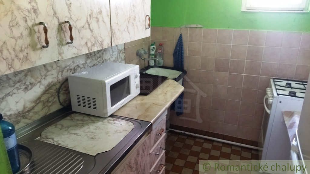 Dom vo výbornom stave, Jurské. ZNÍŽENÁ CENA - 6