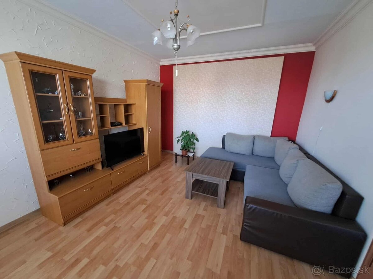 3izb. byt s balkónom, šatníkom a špajzou, Nové Zámky - 6