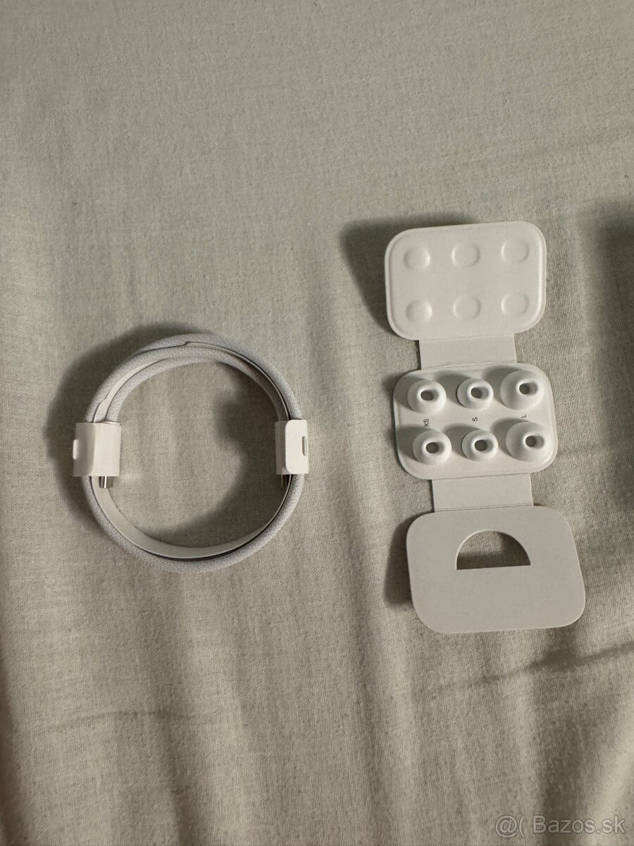 Apple AirPods Pro 2 - 6