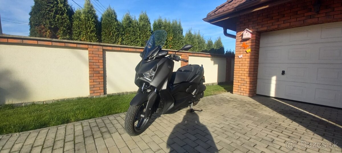 YAMAHA XMAX 125 - 6