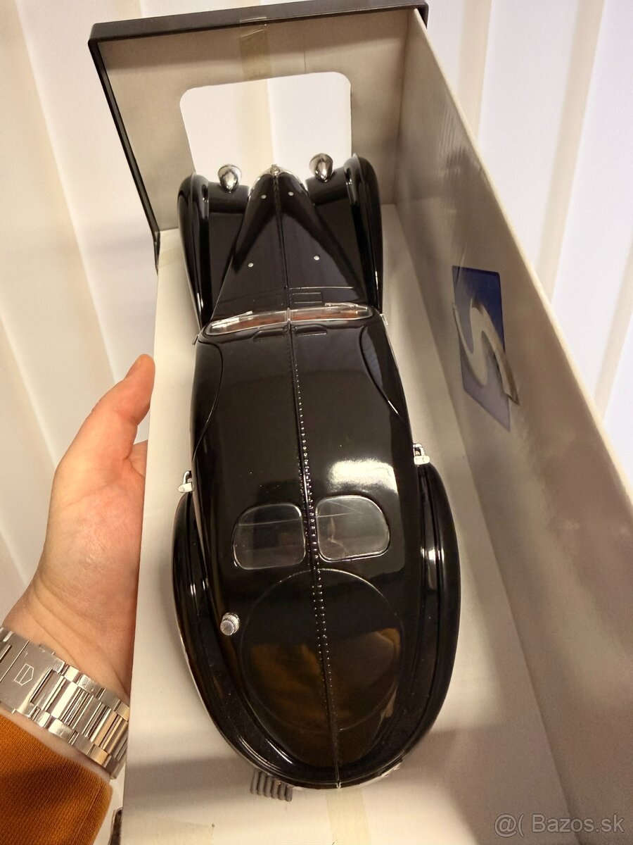 1:18 Bugatti Type 57 SC Atlantic 1938 - Black - Solido - 6