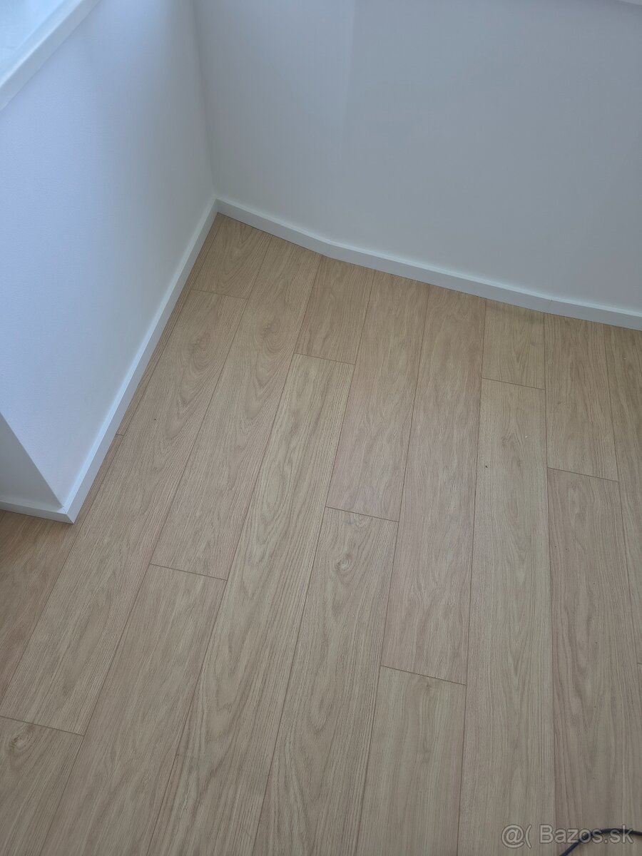 Pokládka plávajúcej podlahy-Parkety - 6