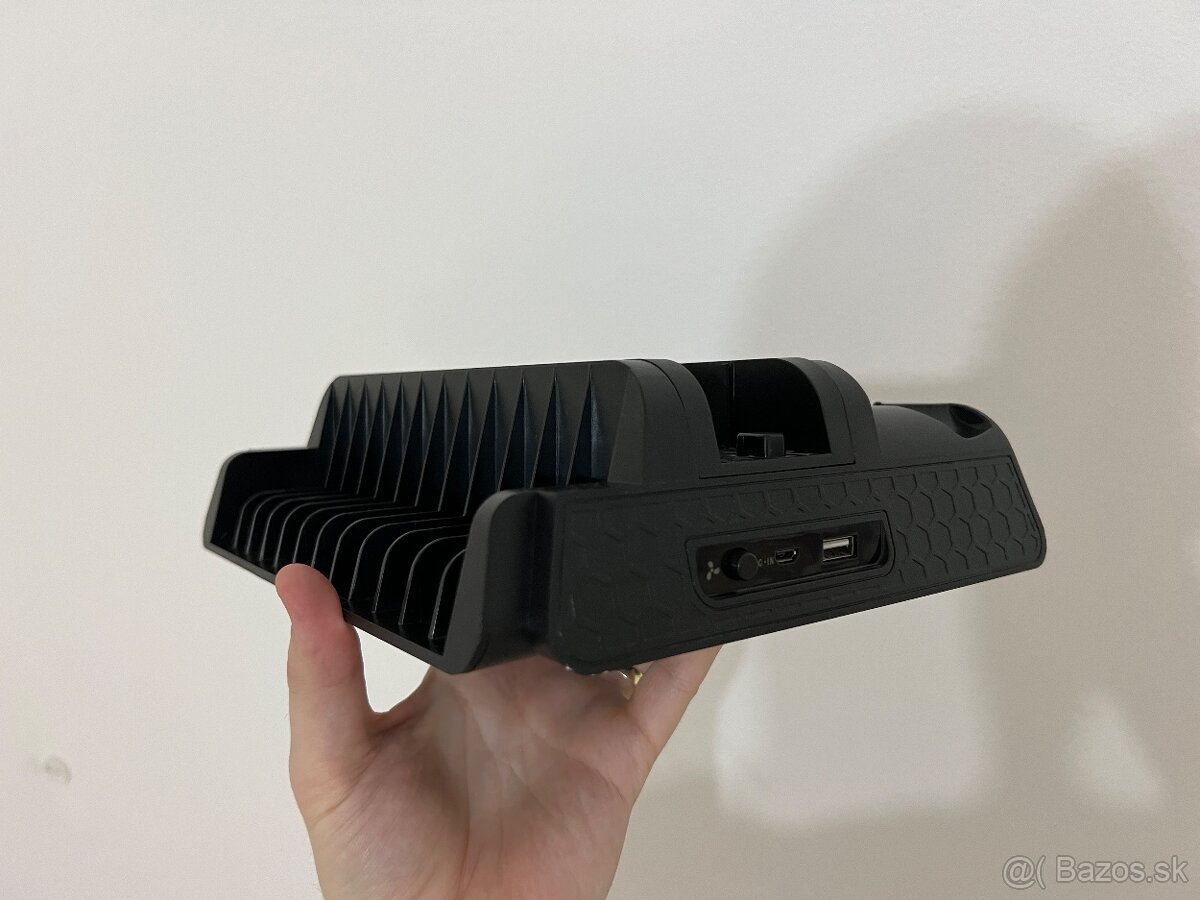 Sony PlayStation 4 Pro 1TB Jet Black - 6