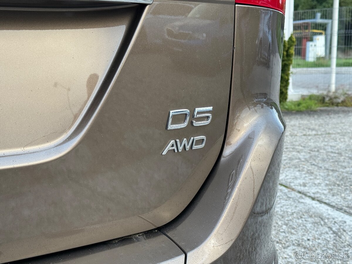 Volvo XC60 D5 2.4L Summum Geartronic AWD - 6