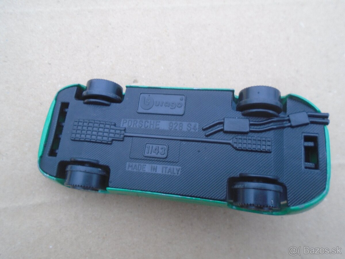 Stará Hračka Burago Porsche 928 - 6