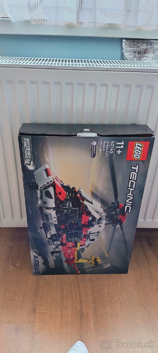Lego technik 42145 helikoptera Airbus - 6