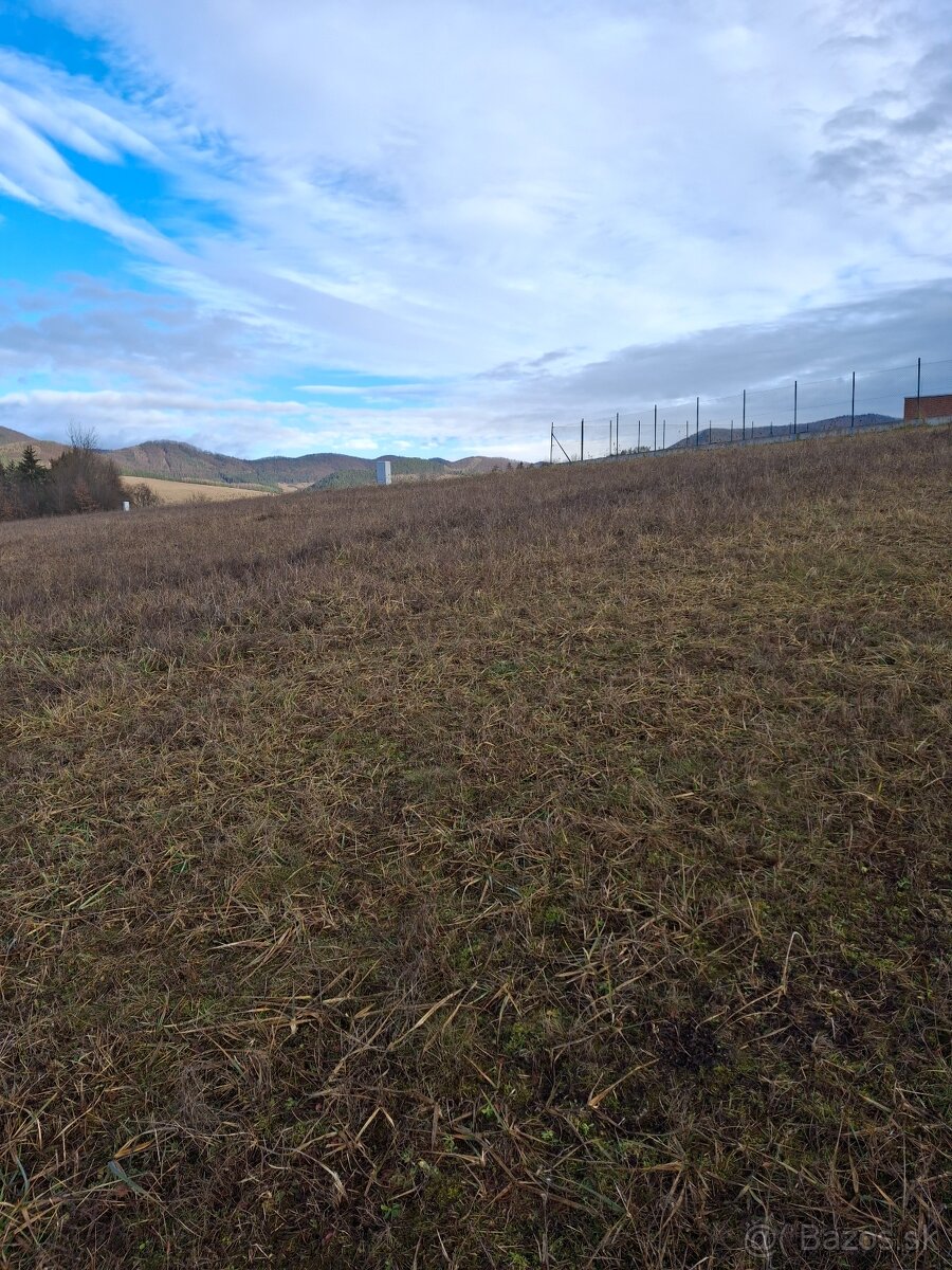 Predaj stavebný pozemok Kľače 1030m2 - 6