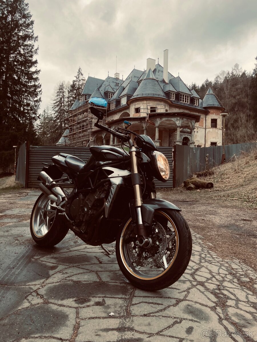 MV Agusta Brutale 750 - 6