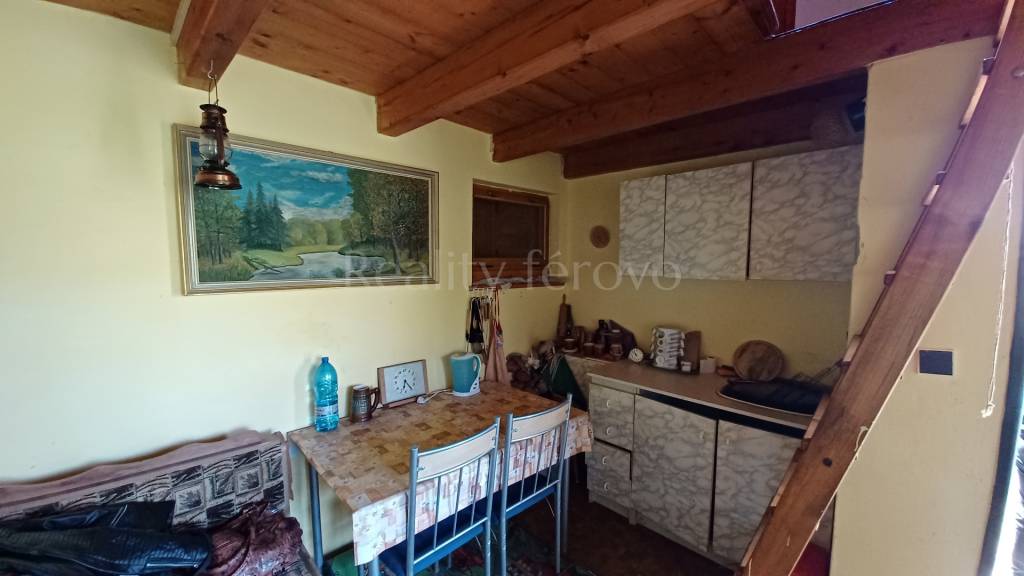 Záhrada s chatkou Úľany nad Žitavou - 6