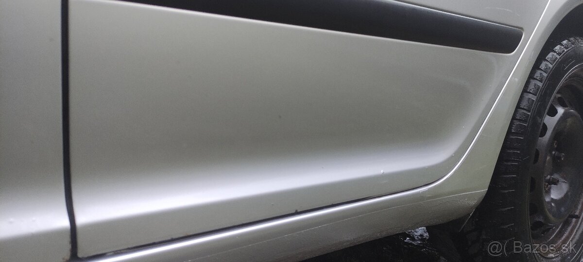 Rozpredám Škodu Octavia 2 sedan - 6