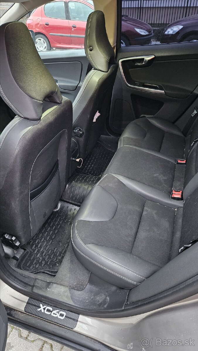 Volvo XC60 D3 ,2012 ,2,4d ,120Kw - 6