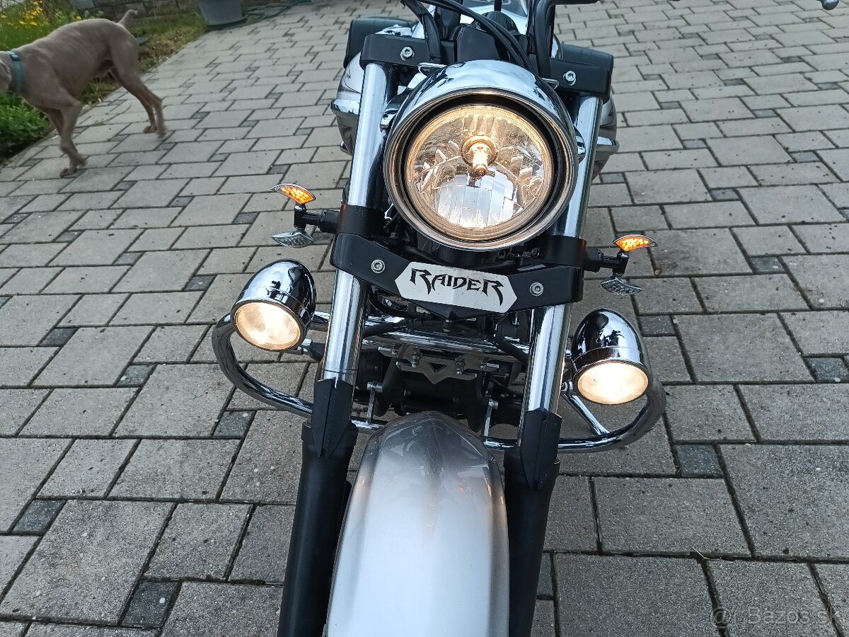 Yamaha Raider 1900 - 6
