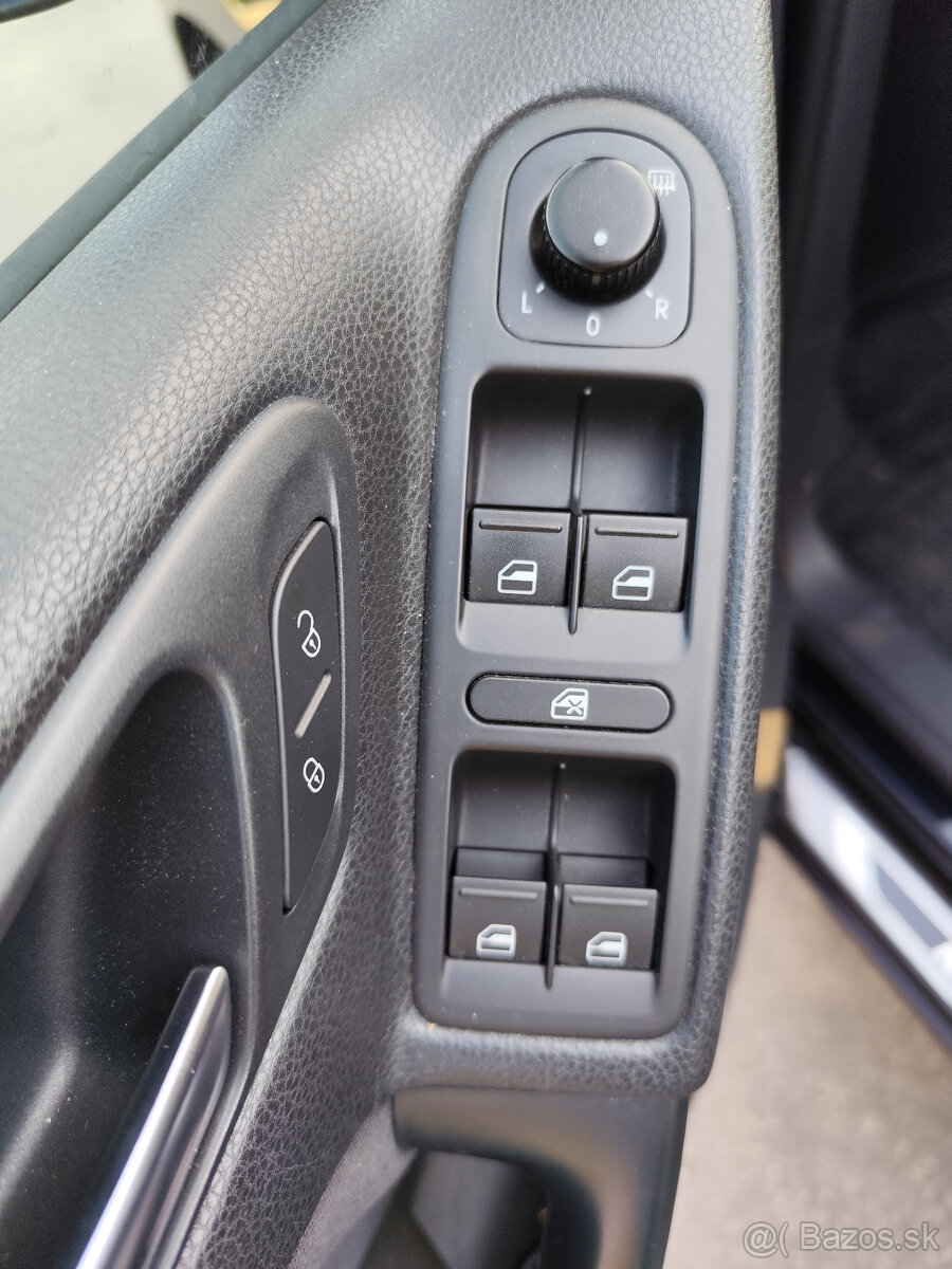 Znížená cena Predám VW Golf VI 2.0 TDI s Webastom - 6