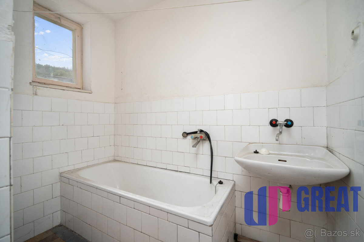NA PREDAJ rodinný dom s krásnymi výhľadmi, Radôstka - 6