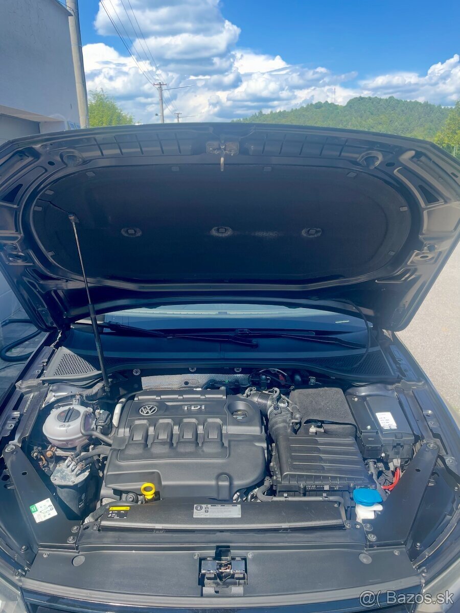 Volkswagen Passat B8 2.0 TDi Comfortline 2015 - zľava - 6