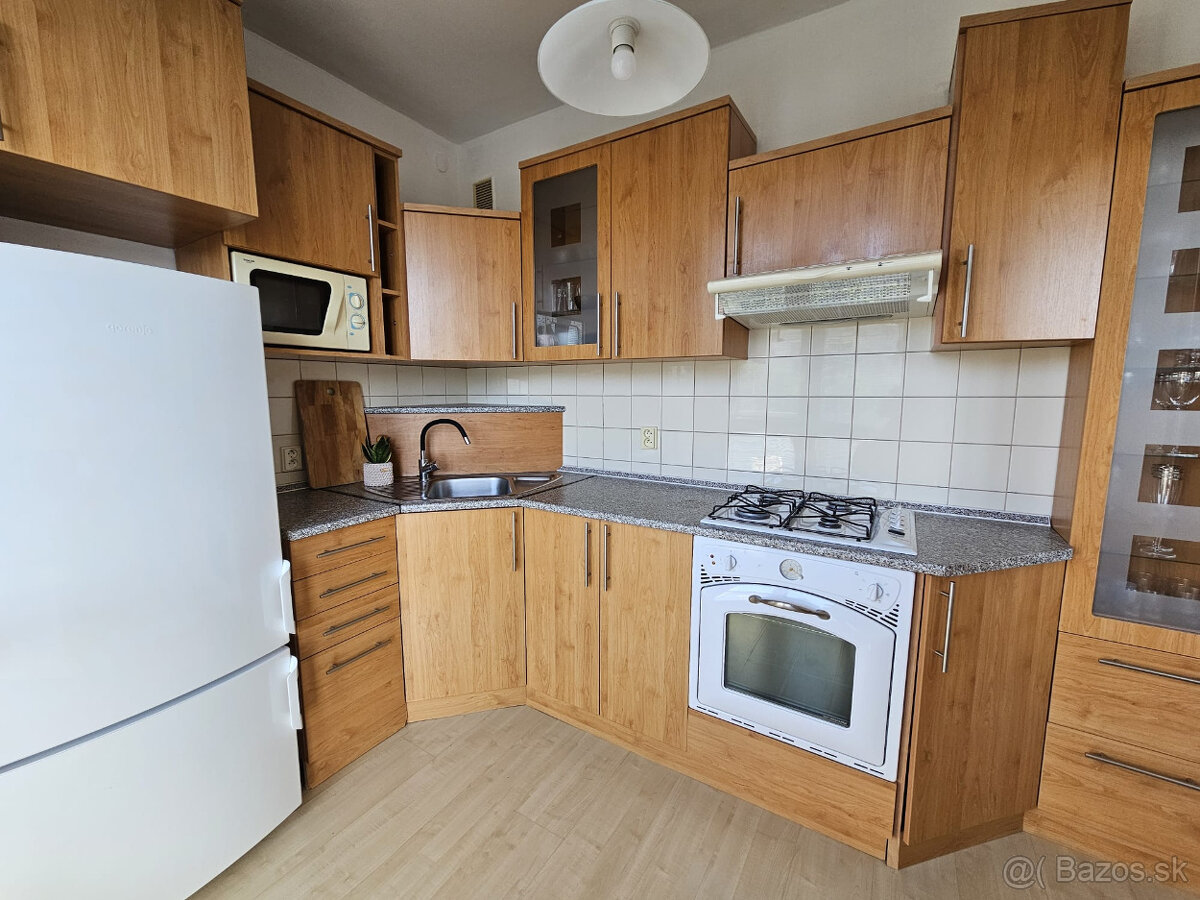 RESERVED - Prenájom bytu 2-izbový bez realitky - Astrova - 6