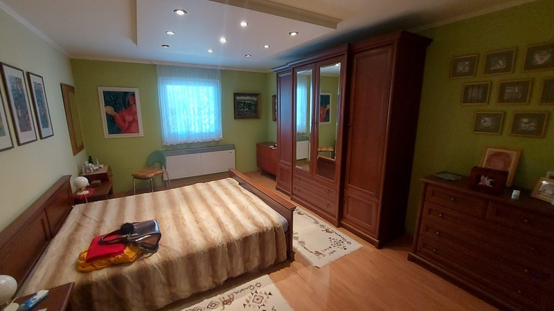 Pekný RD v Leviciach - Muškátová ul. - poz. 688 m2 - 6