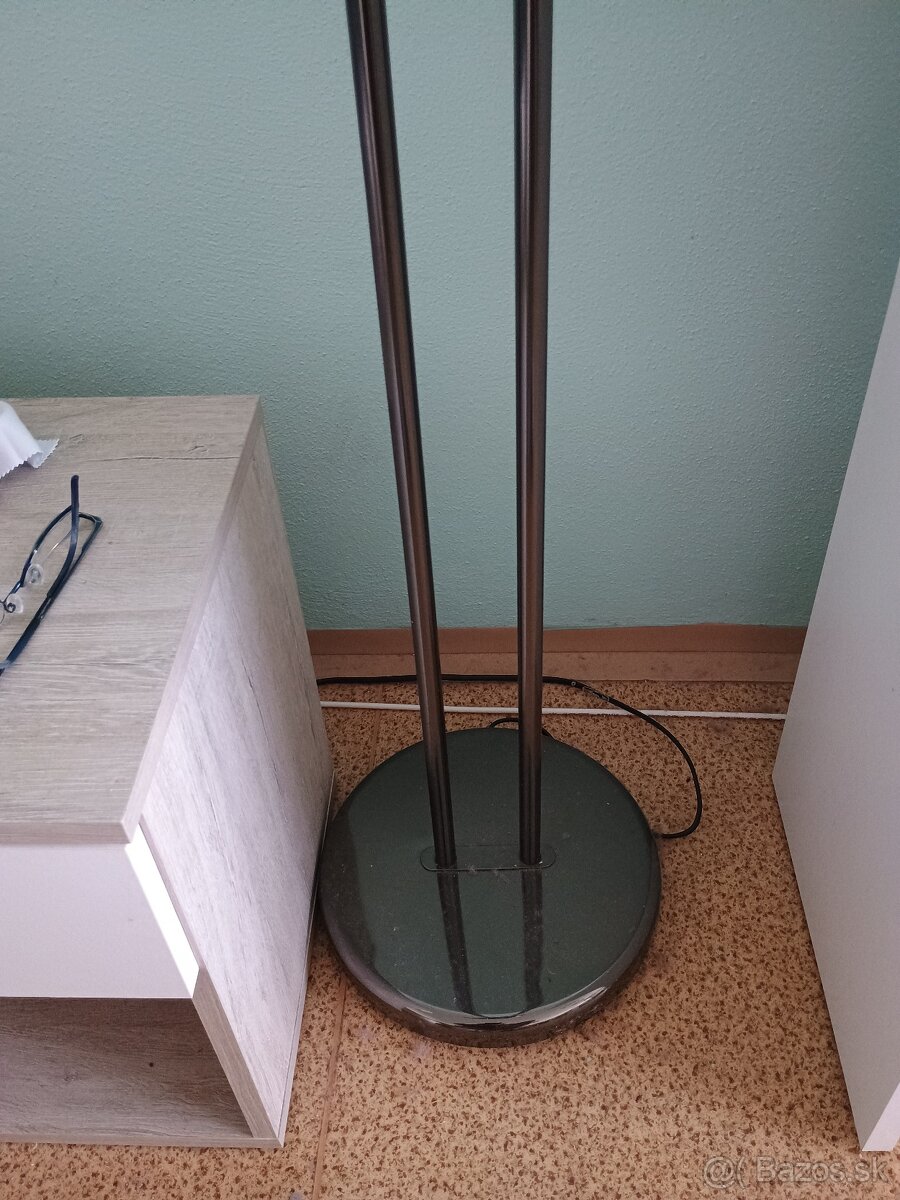 Stojaca lampa - 6