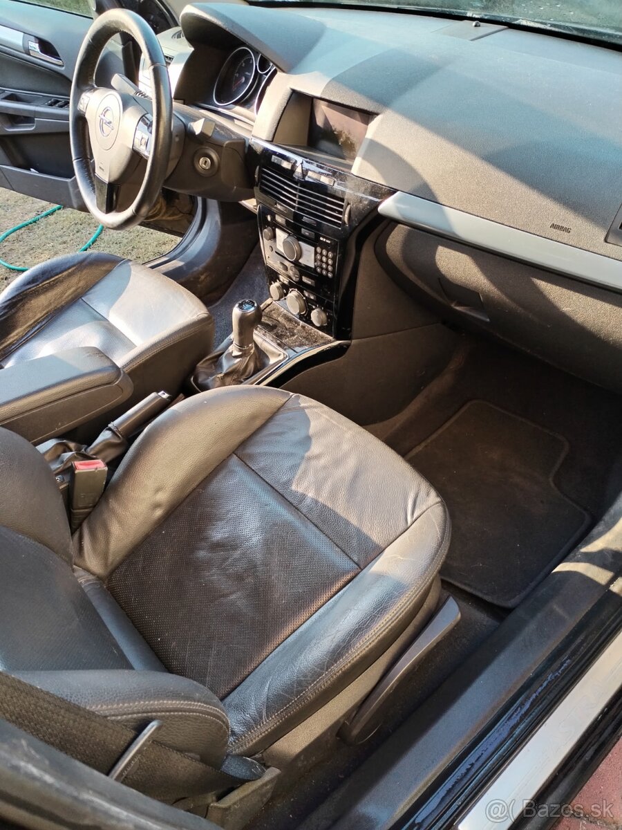 Opel Astra 1.7 TDI r.v. 2009 - 6