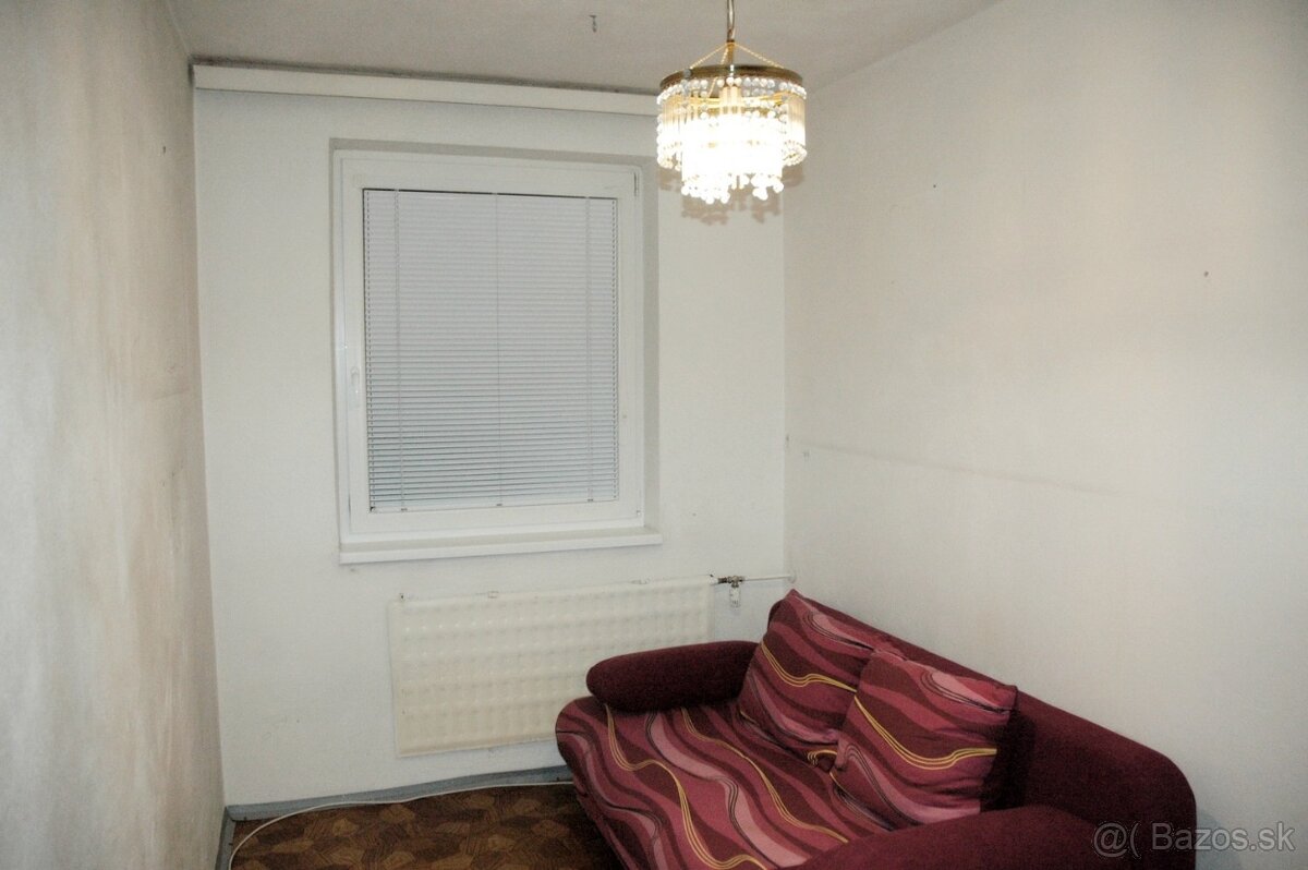 BÁNOVCE NAD BEBRAVOU - 3 izbový byt /Cyrila a Metoda/ 63 m2 - 6