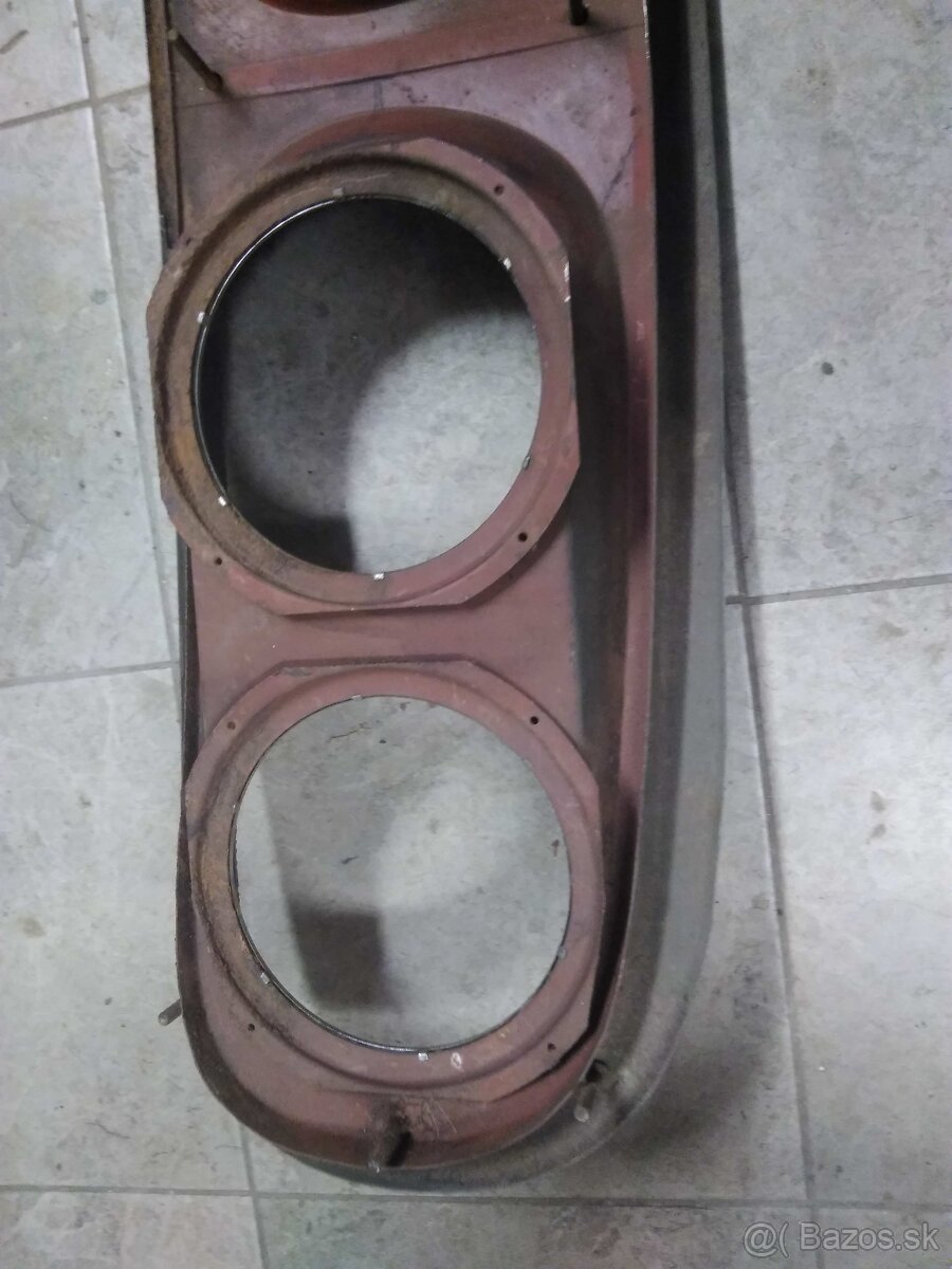 Predná maska z rámčekom Tatra 603. - 6