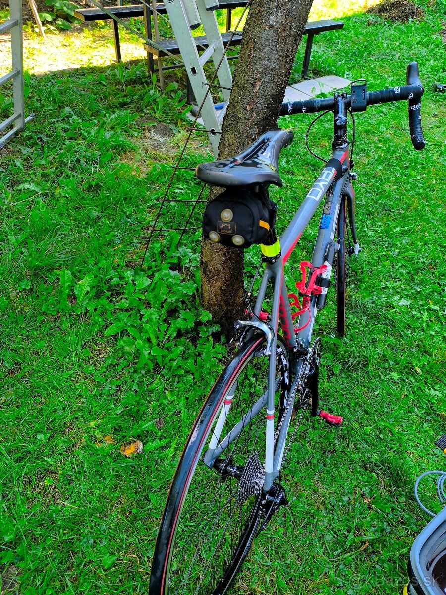 Focus Cayo - karbónová vidla + doplnky - 6