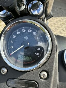 Harley Davidson street bob FDXB - 6