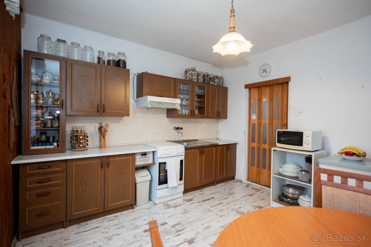 Obrovský viacgeneračný dom, dom s podnikaním, ZV Sekier - 6