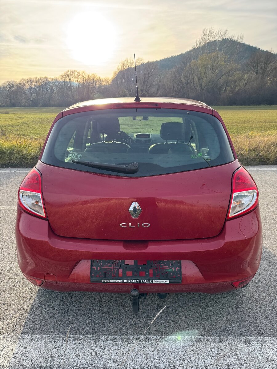 Renault Clio 1.2 benzín 55kW, MT/5, - 6