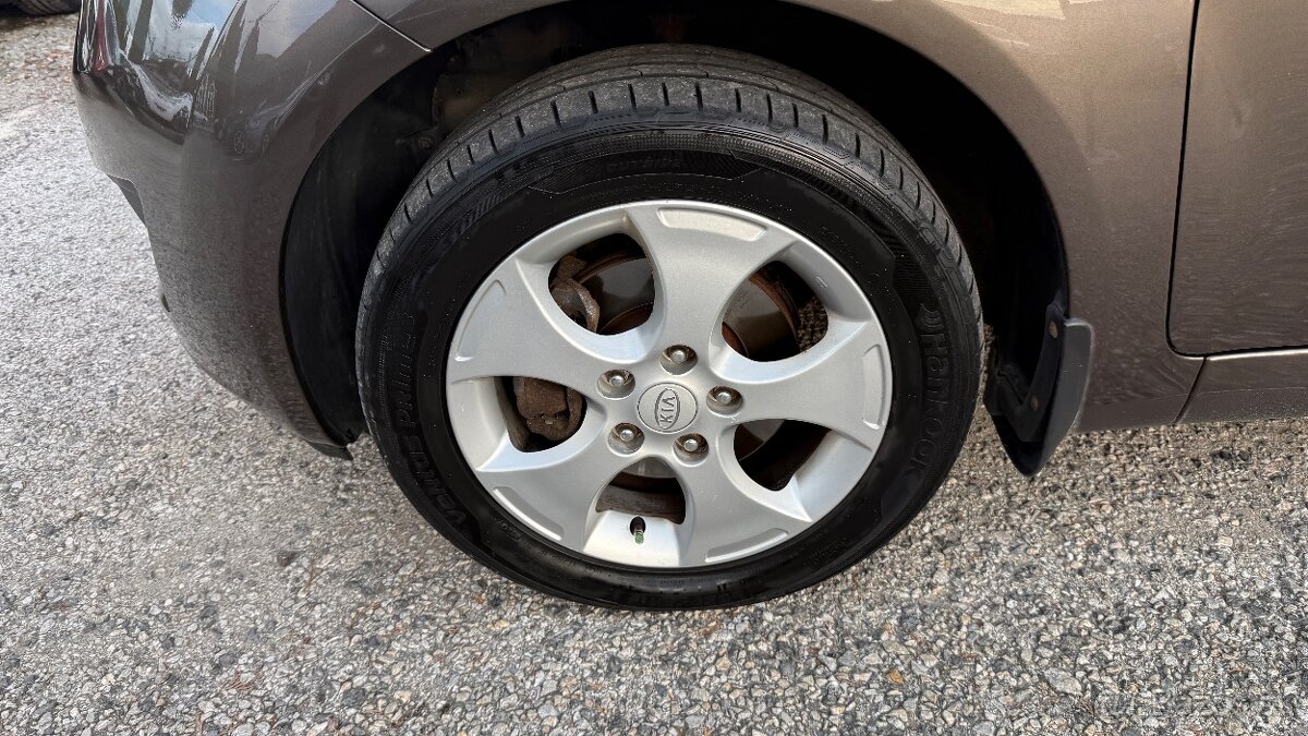 Kia Venga 1.6 CRDi VGT TX - 6