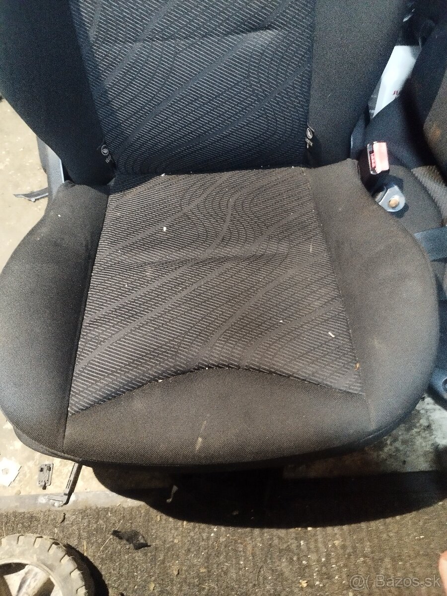 Diely na Peugeot 308 - 6