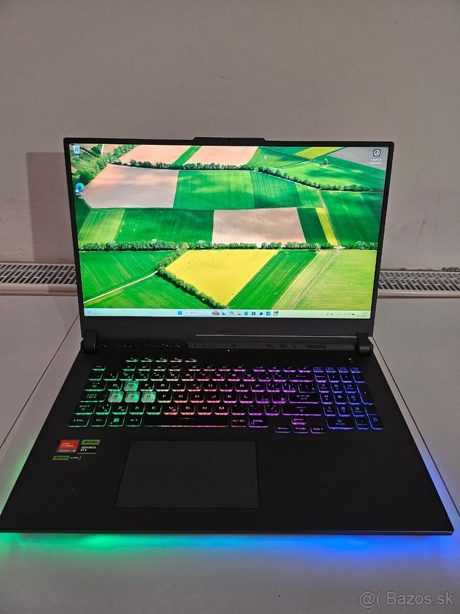 Predám notebooku Asus Rog Strix G17, G713PI - 6