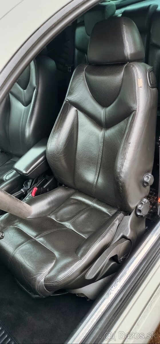 Alfa Romeo GT 1.9 JTD - 6