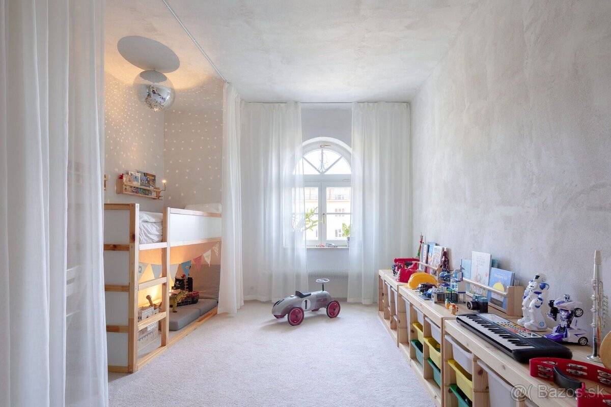 Unikátny 3,5-izbový mestský „vidiek“ (95 m²) od známeho arch – pohled 6