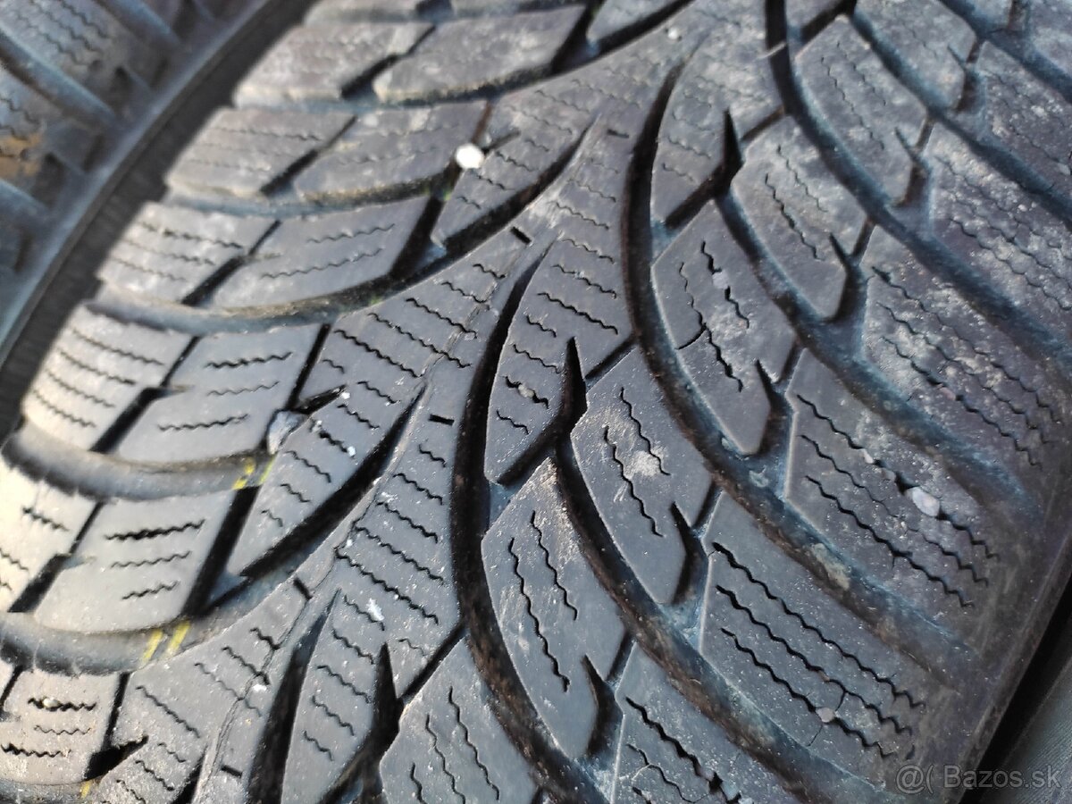 Zimné pneu Nokian 185/60 R15 - 6