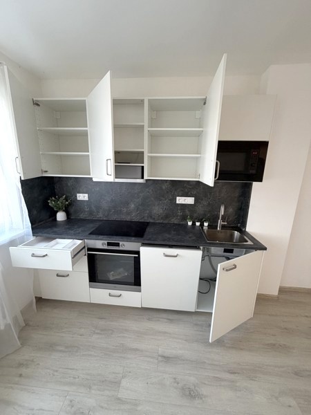 SKVELÝ BYT PRE KRÁSNE BÝVANIE :) 3 izbový byt 69 m2, garáž, - 6