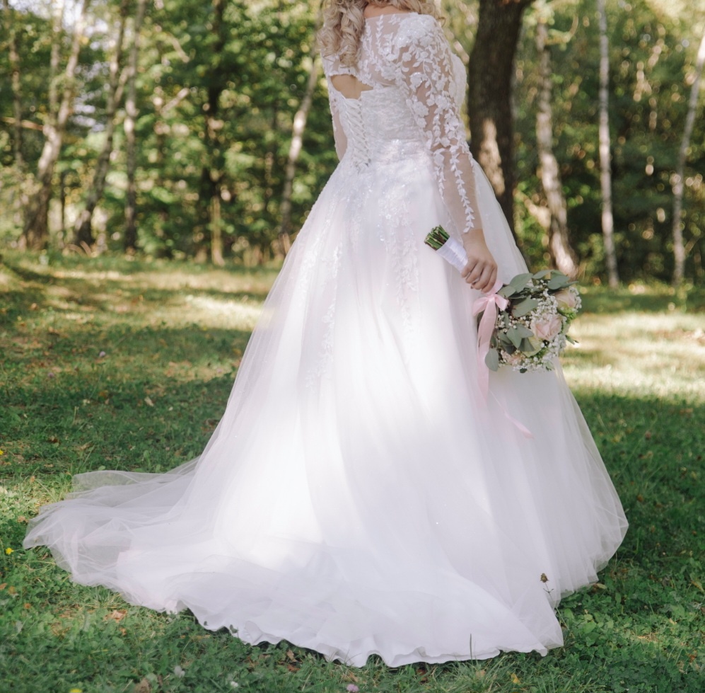 Svadobné trblietavé šaty - 6