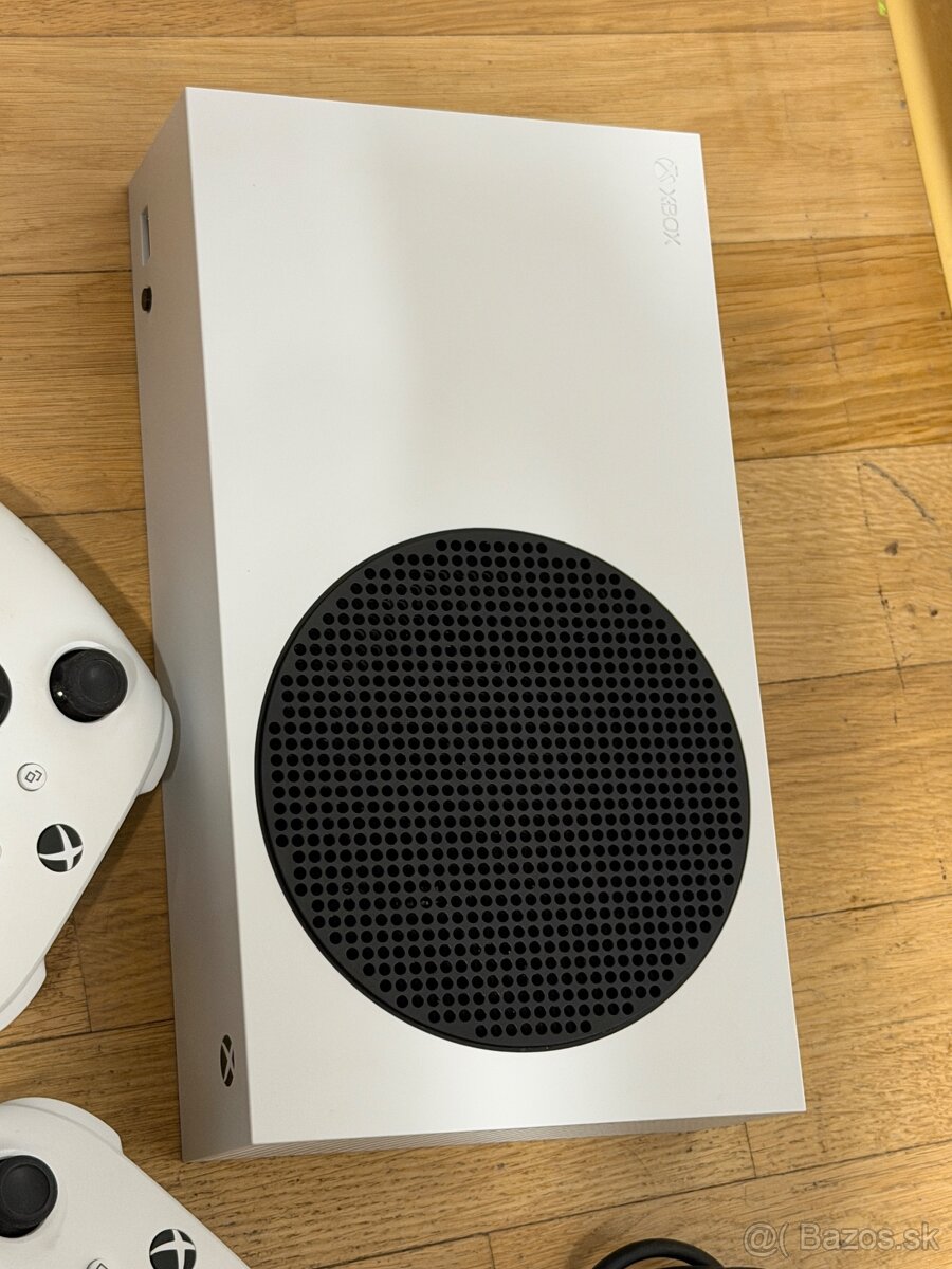 Xbox series S 512Gb + 2x ovladac plus zaruka - 6